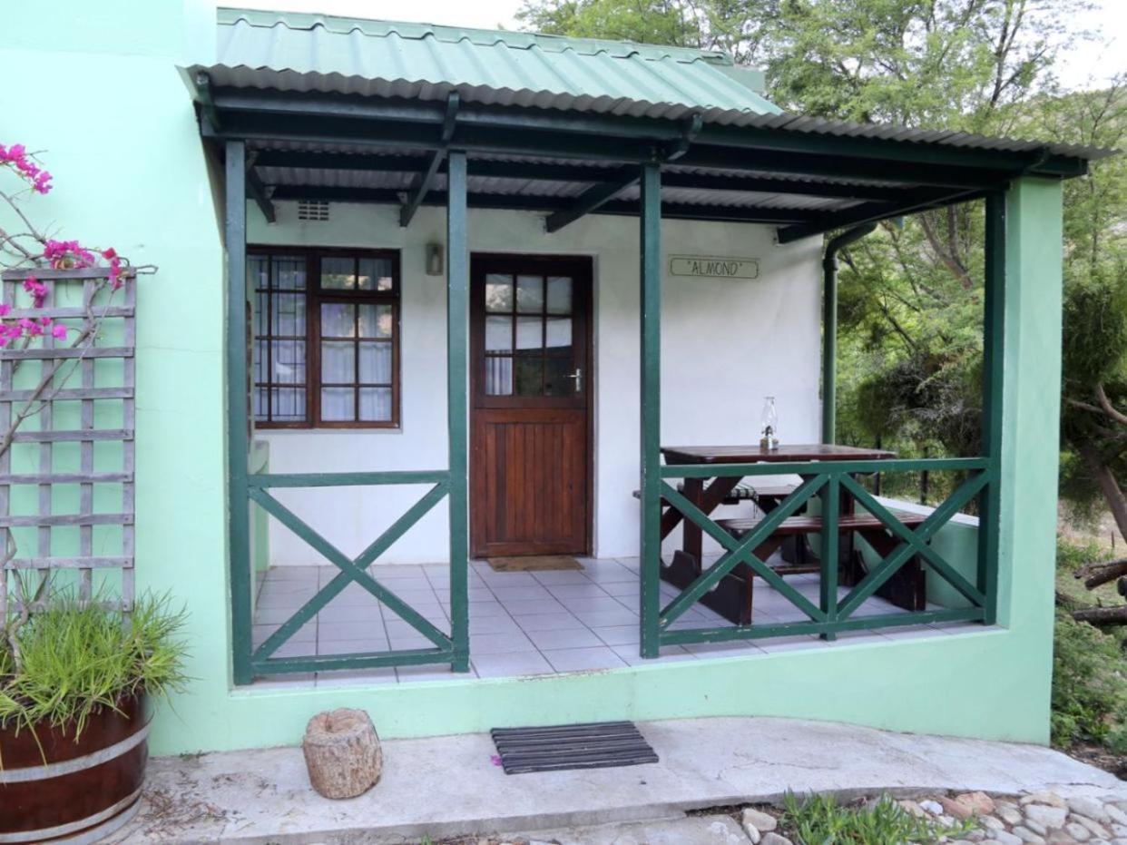 Rainbow Glen Self Catering Chalets Montagu Δωμάτιο φωτογραφία